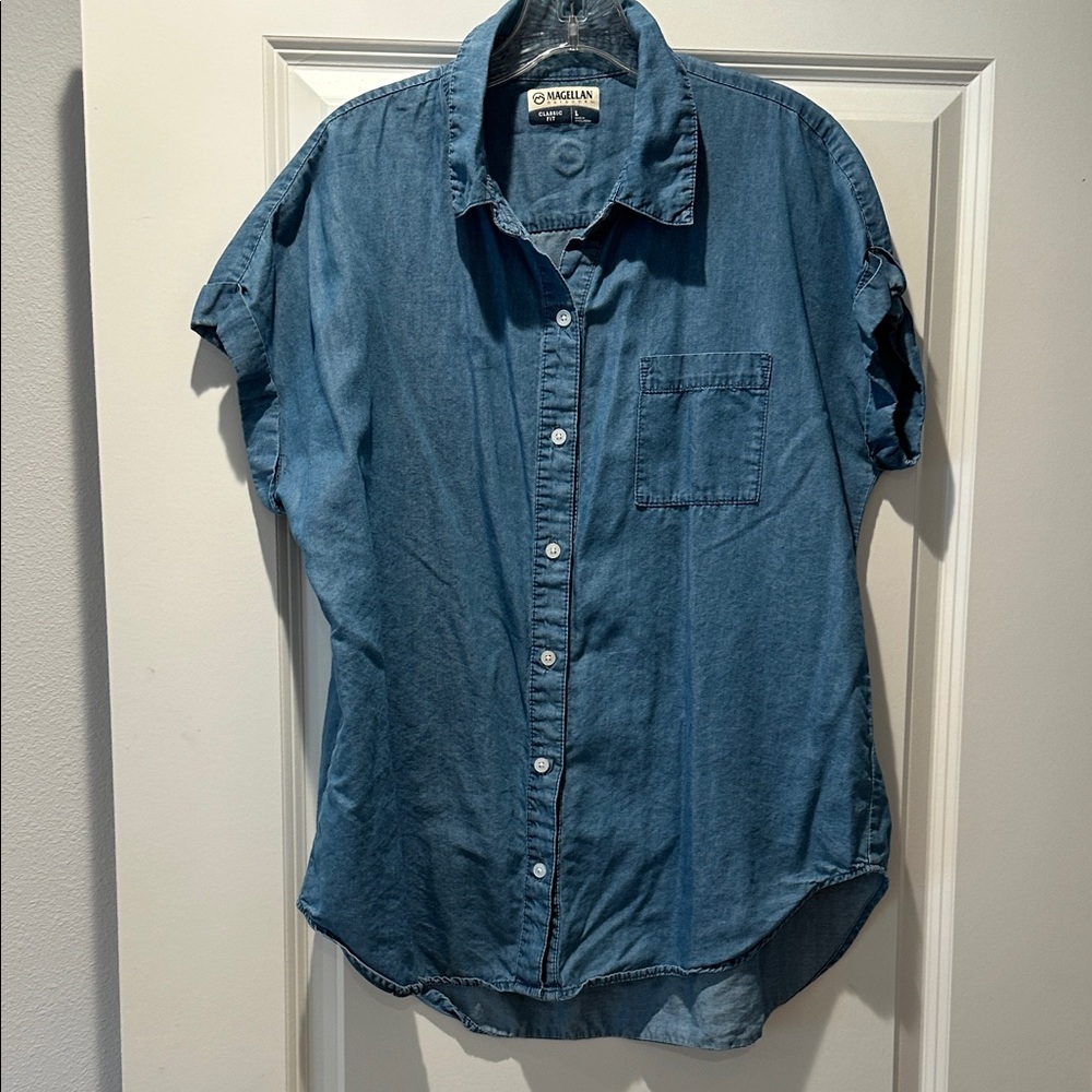 Magellan Outdoors Blue Button Down Shirt